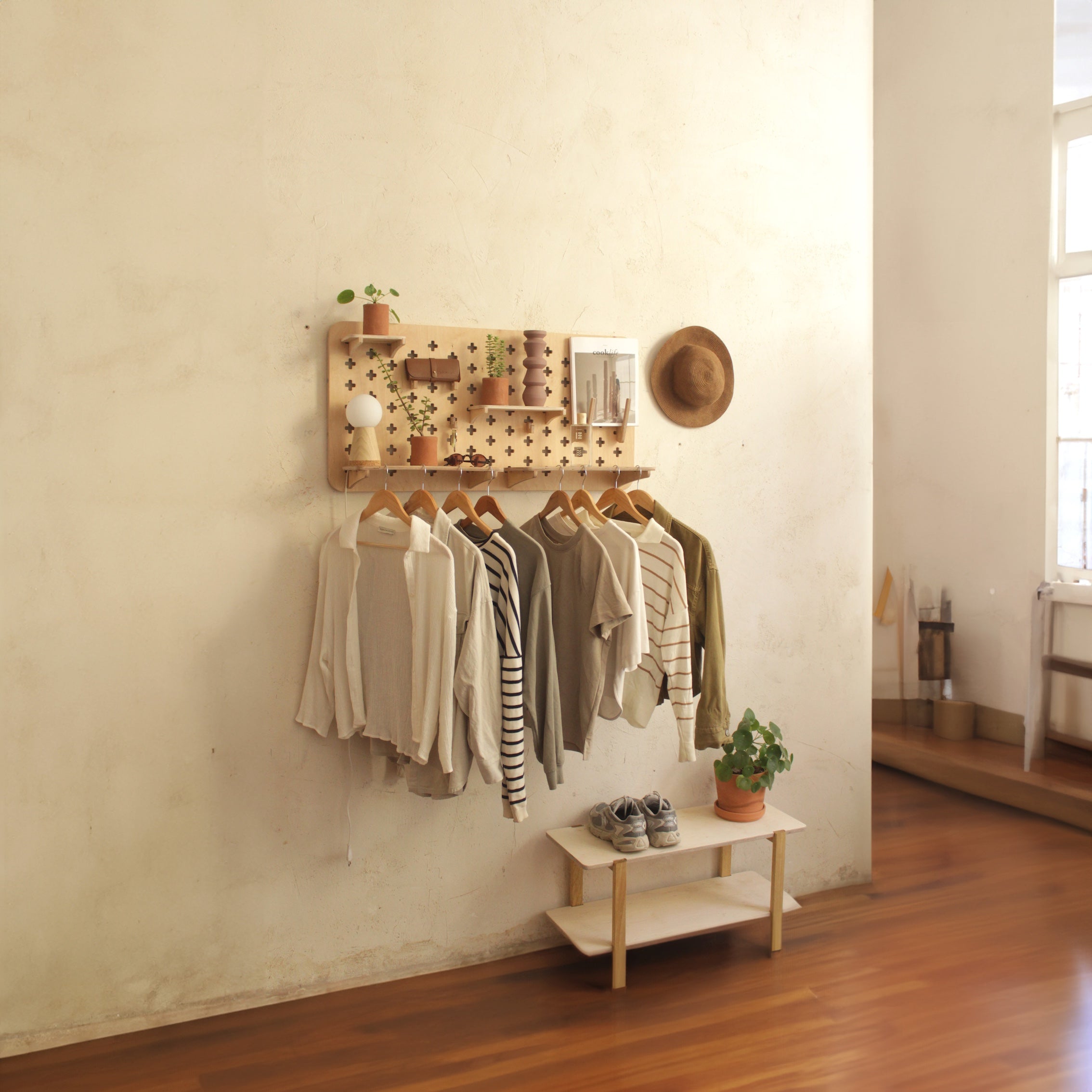 Pegboard / Wall Organizer 48x96cm
